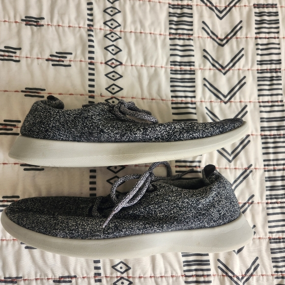 Allbirds Merino Wool Gray Runner Sneakers - Picture 8 of 12